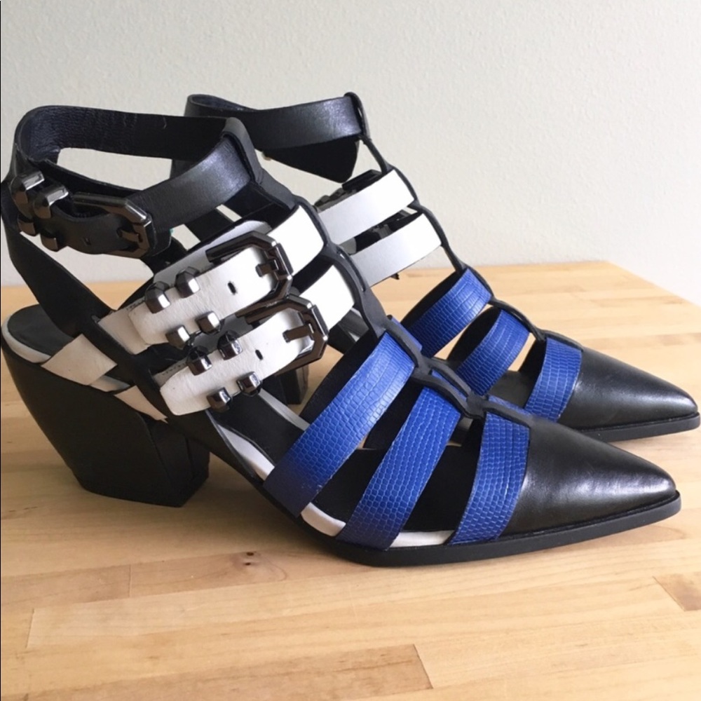 Kenneth Cole Gladiator Sandals